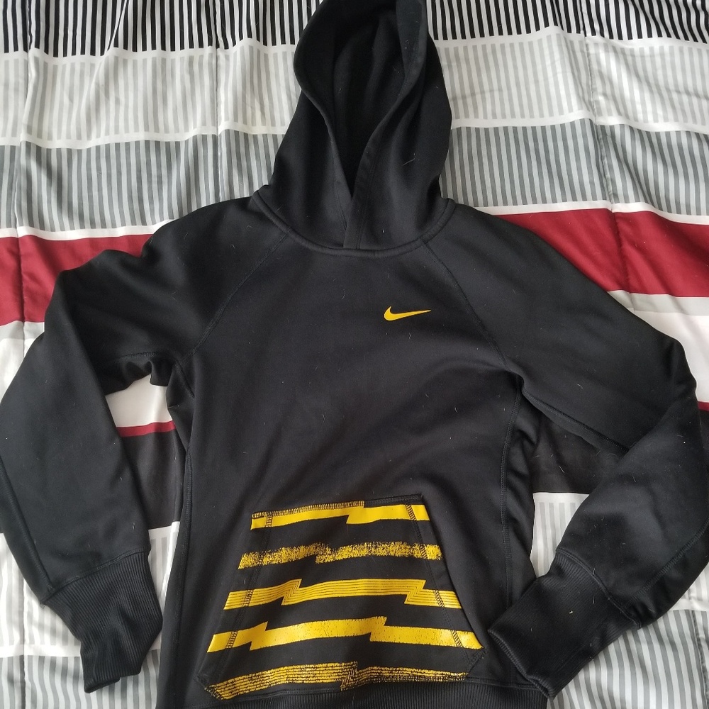 Nike sweatshirt